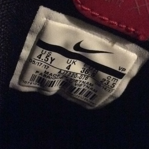 Nike KD RED/BLACK/GOLD - Picture 5 of 6